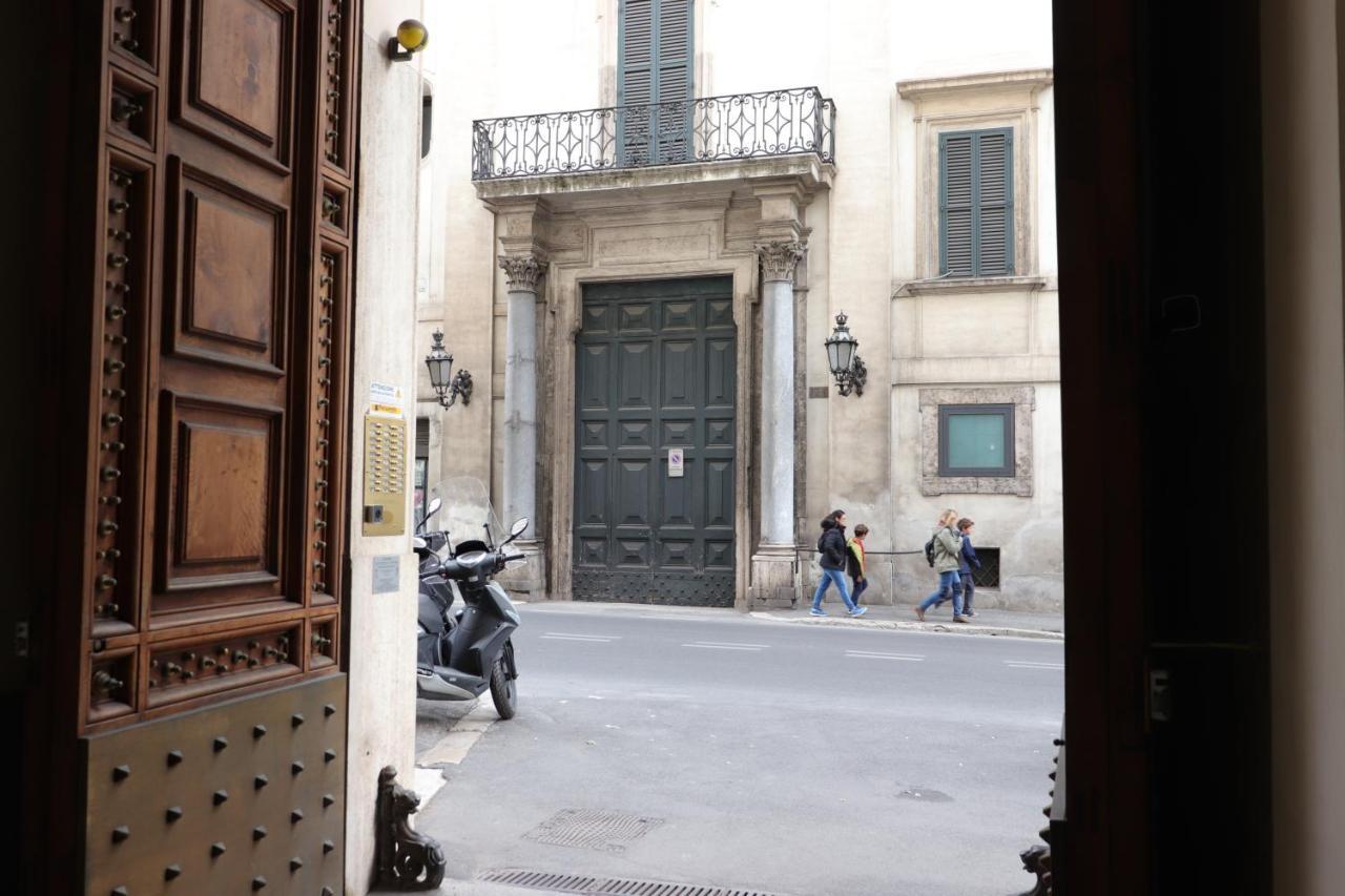 Trevi Grand Blu Suite B&B Рим Екстериор снимка